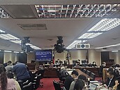 環境部明年水電費大漲23％　立委：錯誤能源政策所致