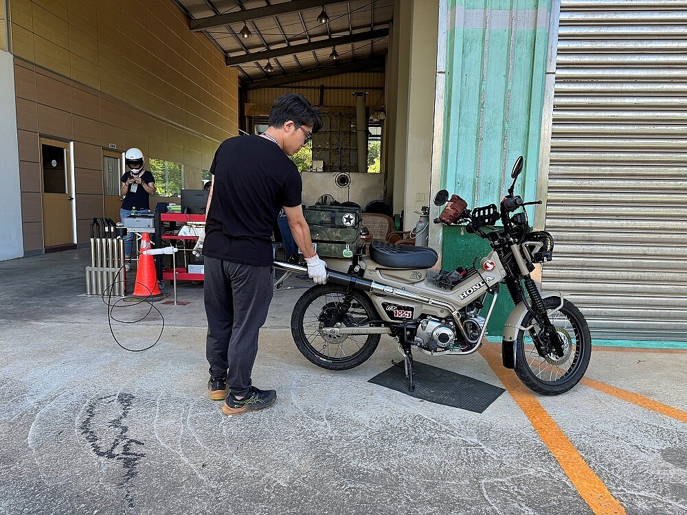 現場排氣檢測。圖／台中市府提供
