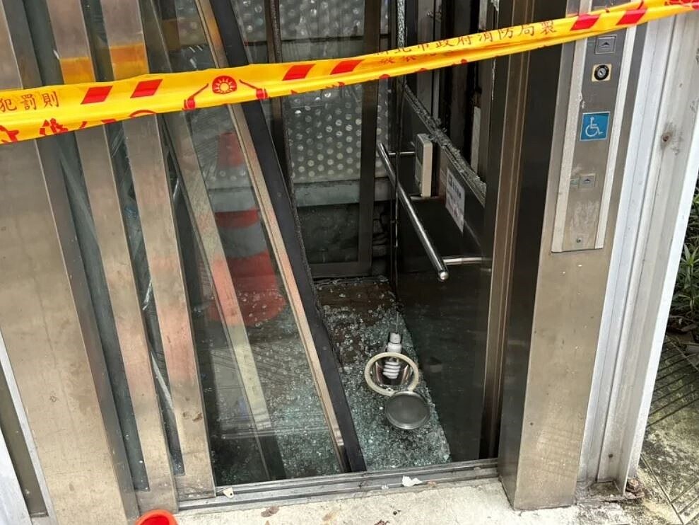 板橋府中遊龍天橋電梯發生高速墜落事故,鑑定結果顯示廠商未善盡維護保養責任。聯合報資料照片