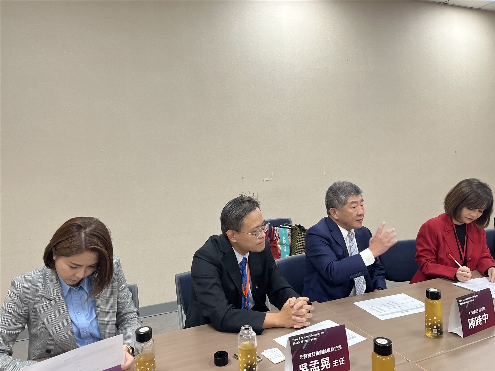 行政院政務委員陳時中表示,政府應全方位支持國人生養,改善少子女化現象。記者廖靜清/攝影