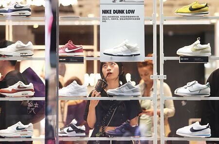 行政院長卓榮泰10日與商業領袖座談時表示,台灣2024年的經濟成長率預測值達4.27%,是自2016年以來次高,2025年的預測數字則為3.29%,與世界趨勢差不多。圖∕本報資料照片