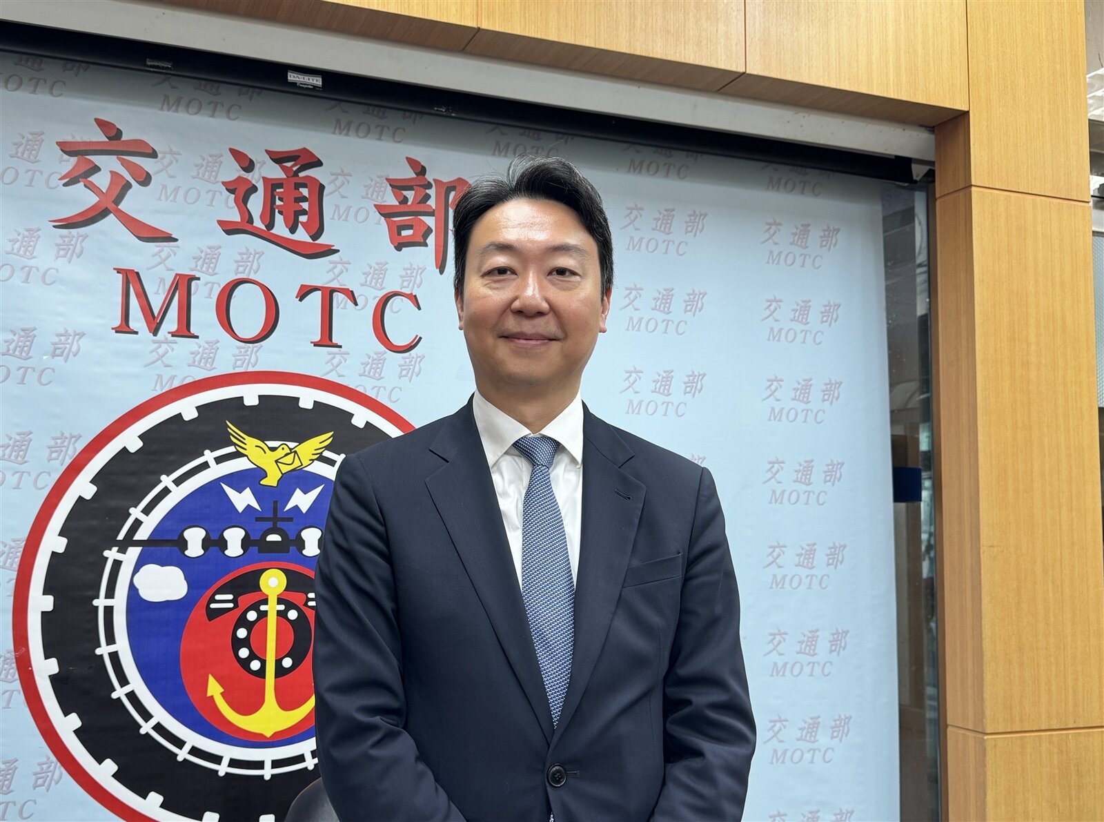 交通部長陳世凱說,交通部一直都極力在推電動巴士,充電樁補助都有照進度在走,沒有較慢的問題。記者周湘芸/攝影