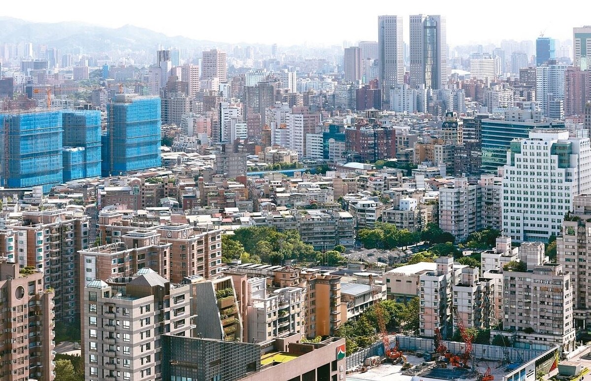 為符合央行管控,國銀放緩土建融腳步,且多以老客戶為主,更不願承做轉貸(代清償)戶。 (聯合報系資料庫)