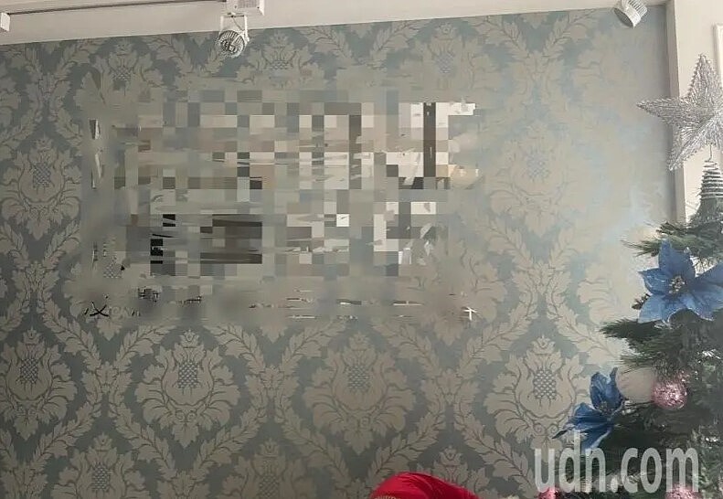 一名女子在北市某診所進行電波拉皮療程,打完麻藥後卻意識不清、血氧不足送醫不治,北市衛生局前往診所稽查,發現女子當天治療手術及麻醉過程,皆由吳姓醫師一人執行,是否有違規,仍持續調查中。圖/記者洪子凱攝影