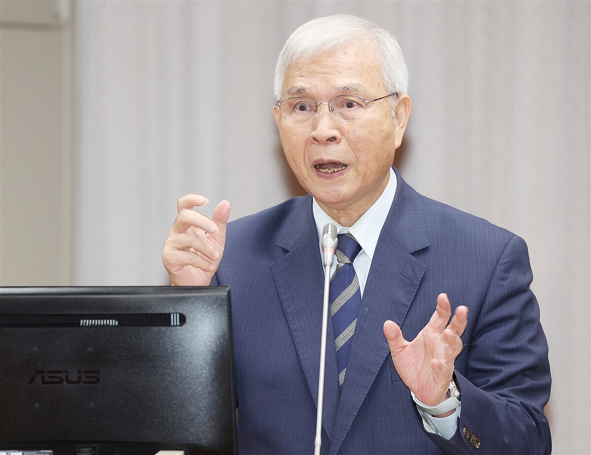 中央銀行總裁楊金龍19日表示,近期央行進行專案金檢時,發現銀行有三大類、七小項的主要缺失態樣。 聯合報系資料照