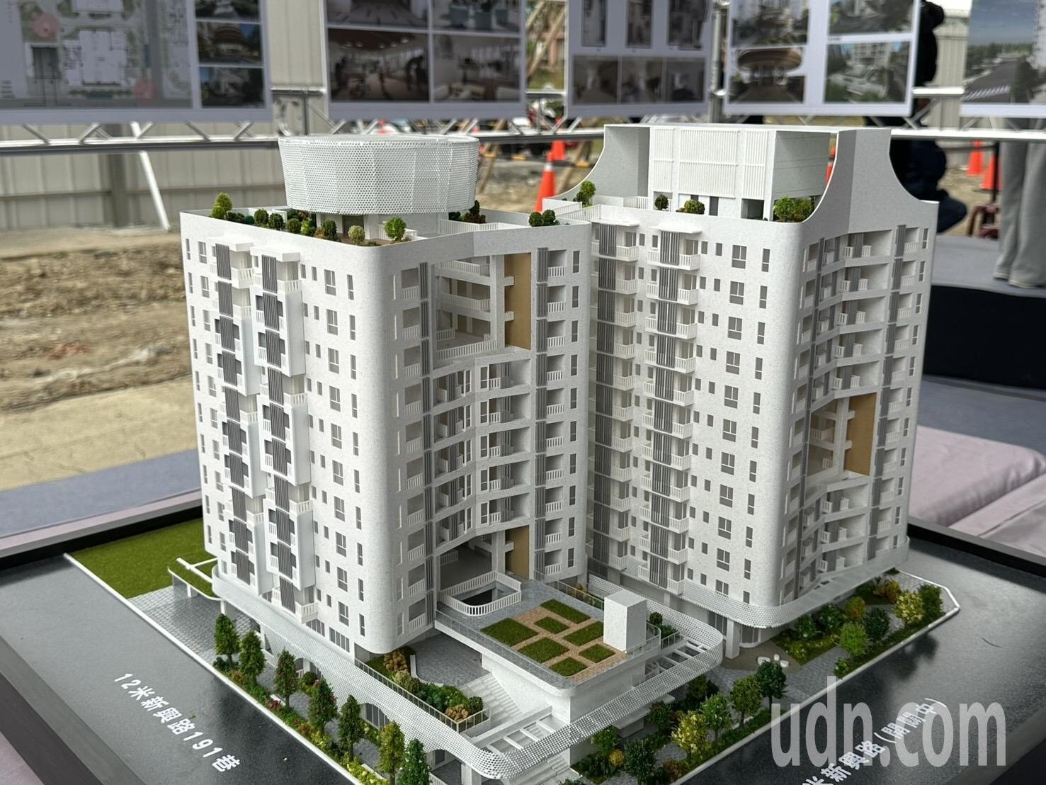 台中市巨蛋二期社會住宅上午動土,2028年完工。記者黃寅/攝影