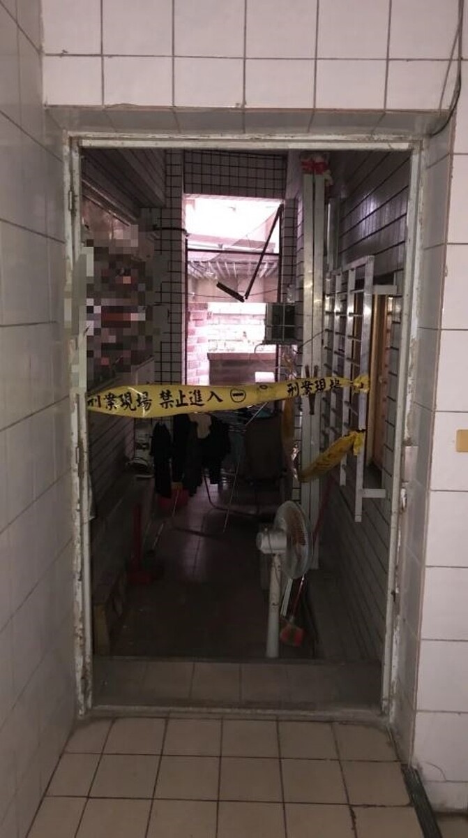 新北市早餐店老闆吳姓老翁與謝姓女同居人,本月21日被發現倒臥住處送醫不治,瓦斯熱水器裝在室內,警方研判一氧化碳中毒致死。記者黃子騰/翻攝