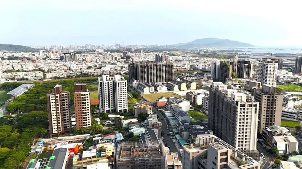 高雄近一年屋齡0-5年的大樓交易量占比高達49.6%。圖/永慶房屋提供