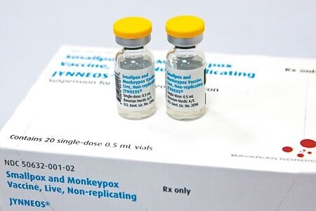 M痘病毒出現變異,專家示警,恐出現全球流行的風險。疾管署決議,新增2類疫苗接種對象。(本報資料照片)