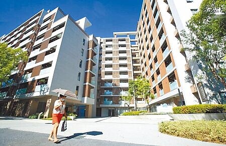 台北市積極興建社宅,但有議員接獲民眾陳情,較昂貴的冷氣、洗衣機等電器非標配,恐對已是弱勢的民眾增添更多負擔。圖為示意圖。(本報資料照片)