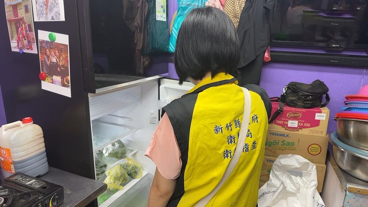 新竹縣政府衛生局自24日起陸續接獲中國醫藥大學新竹附設醫院、東元醫院通報民眾吃壞肚子就醫。圖/竹縣府提供