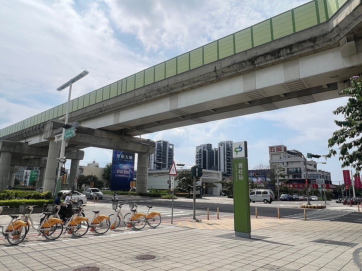 台中捷運綠線通車以來，為交通帶來便捷，也吸引不少知名商場相中人口紅利進駐，連帶加持周邊房市。圖／好房網News記者林和謙／攝