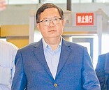 鄭百億藏錢　豪宅床頭櫃搜出678萬