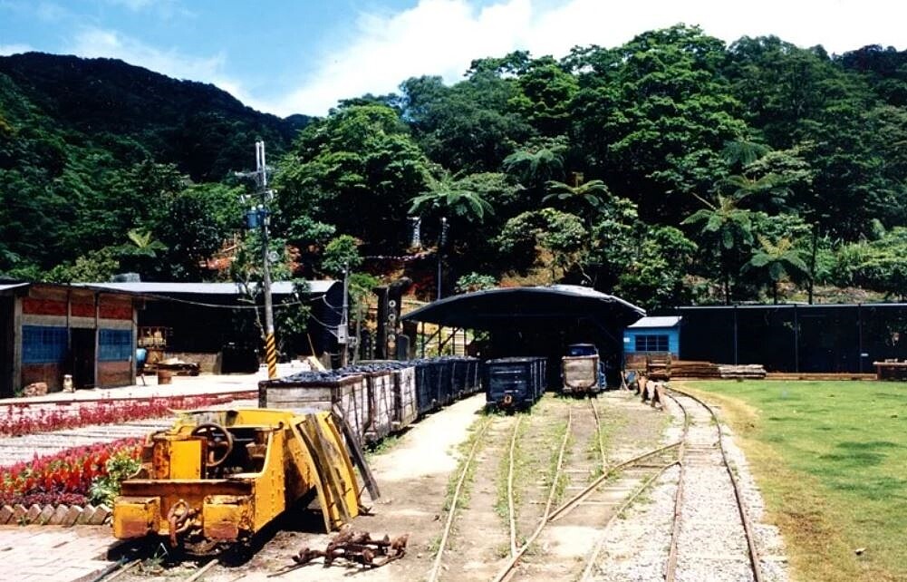 新北市新平溪煤礦博物園區以重點遺址申請「歷史古蹟建築」，市府審議，館方發起連署尋求奧援。圖／新平溪煤礦博物園區提供
