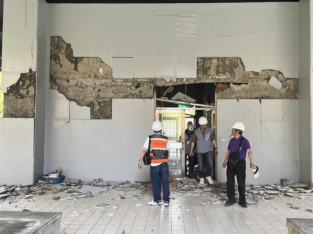 0403地震,桃園編列公寓大廈公共設施修繕特別補助2千萬元已經用罄,尚有175個社區需要補助,市府預計從紅黃單建物修繕補助調撥支應(圖為黃單建物)。本報資料照片
