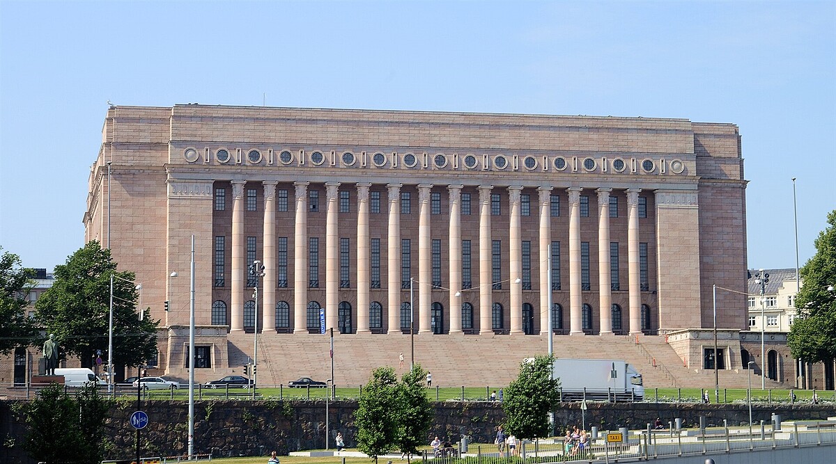 芬蘭議會大廈/維基百科