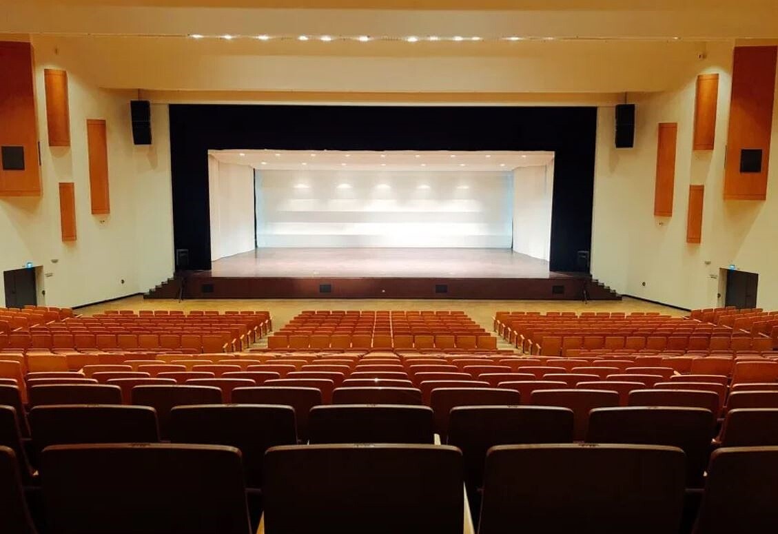 桃園中壢藝術館於1985年落成啟用，因建築年齡近40年，加上近期台灣的地震頻繁且規模較強，2022年就委託桃園結構工程公會辦理耐震能力評估，為符合最新耐震能力將整修。圖／桃園市文化局提供
