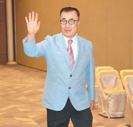 
台北市副市長李四川8日受訪表示，京華城案的過程符合都市計畫法的程序，但是否適法則要看法院判決。（陳君瑋攝）
