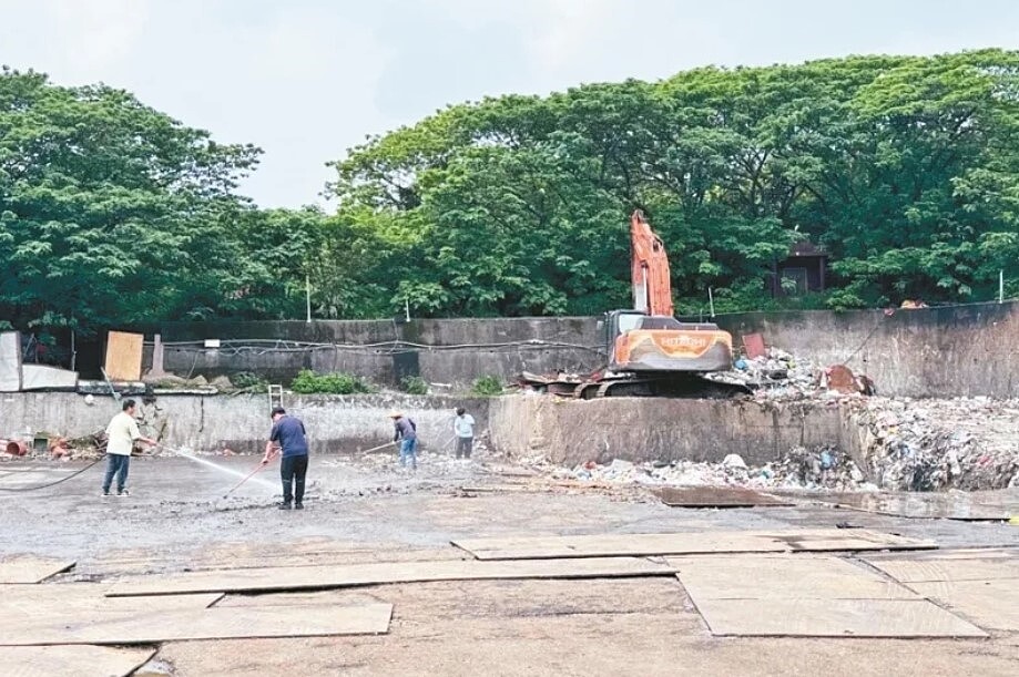 桃園大埔垃圾轉運站(圖)長年遭地方批評臭味四溢,市府近期規畫另覓新址,在華亞科技園區設置倉儲式轉運站。圖/桃園市環保局提供