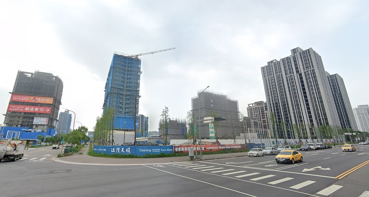 新北這區被踢出「搖滾區」?網嘆早就過高峰期 專家搖頭曝實情 網友好奇新店房價被三重一舉超越的原因。新店街景圖/Google Map