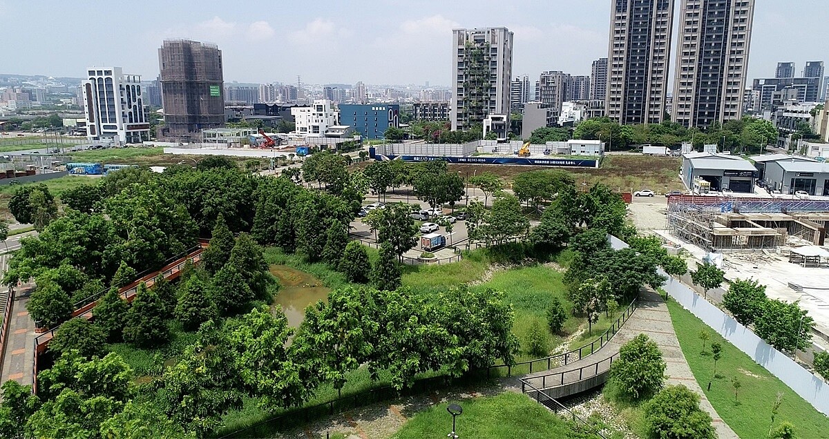 台中市土地交易熱絡，特別是南屯區，對於單元重劃區、13期重劃區的發展影響最大，發展看俏。圖／台中業者提供
