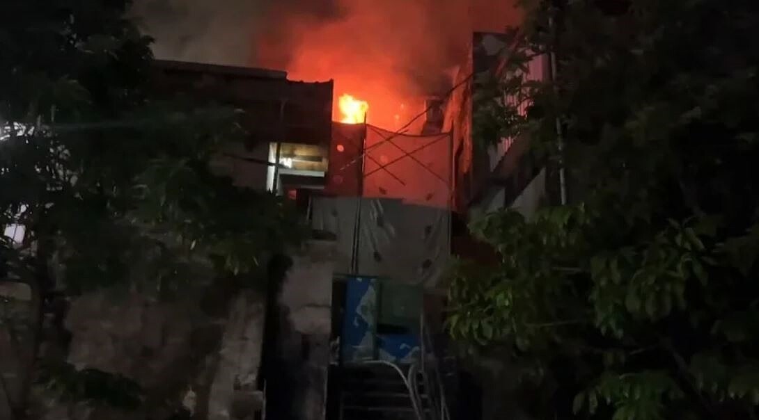 高雄市鼓山區凌晨發生火警,陳姓屋主遭警方查辦失火罪嫌。記者林保光/翻攝