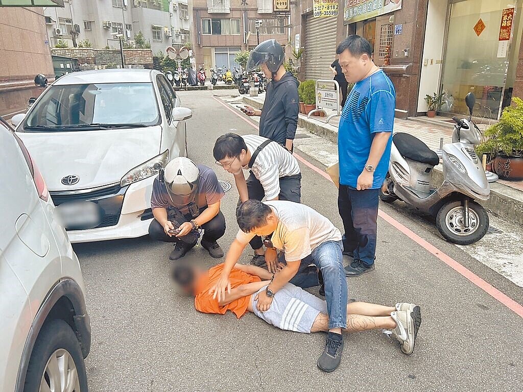 警政署執行112年度青春專案,發現台灣少年犯詐欺比例高達52%,有5成8擔任車手,當中超過3成為在學生。(警方提供/陳淑芬台中傳真)