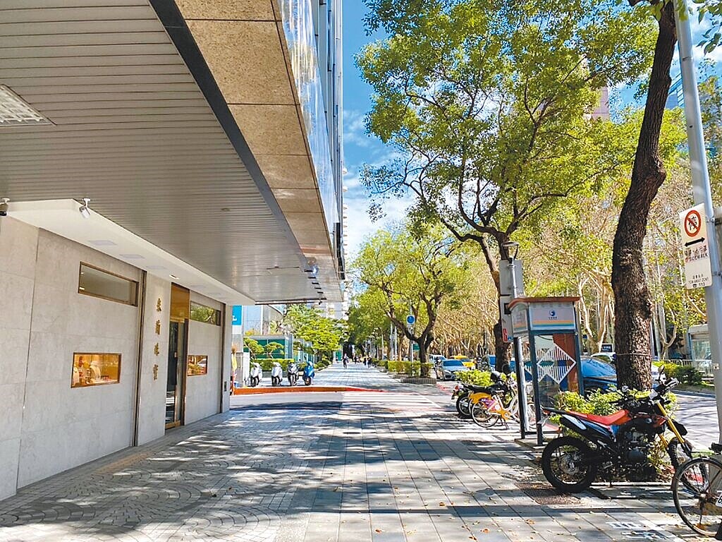 台北市都發局提出「開發基地體感降溫專案細部計畫案」,盼建案基地留設城市風廊通風散熱。(台北市都發局提供/黃敬文台北傳真)