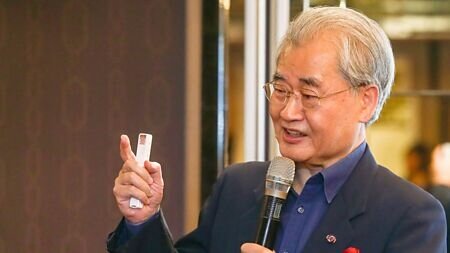 遠傳電信延攬前行政院長、前交通部部長毛治國擔任董事,備受市場矚目。圖∕本報資料照片