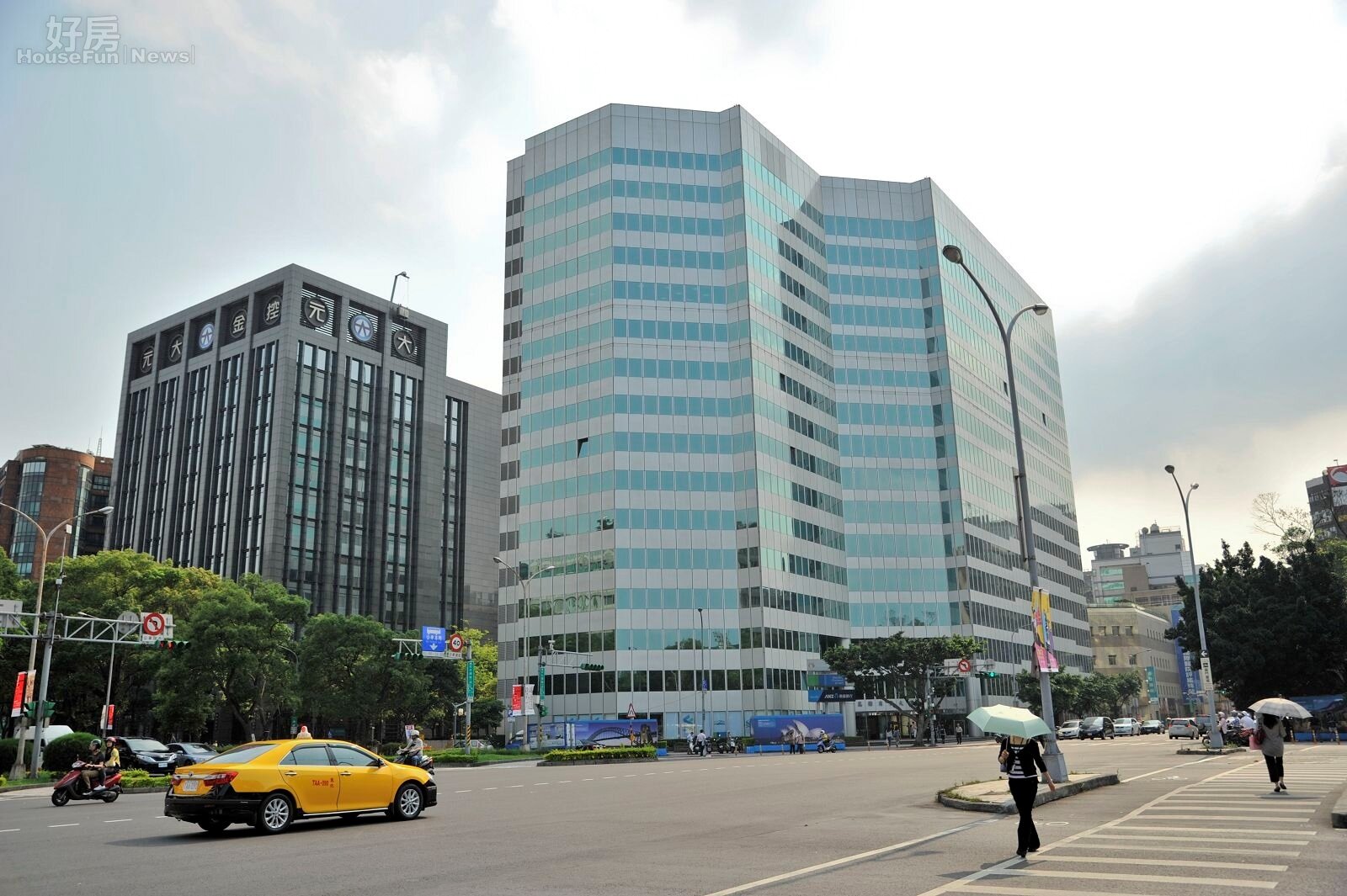 南山人壽繼勤美誠品案後,12日再買下萬國商業大樓四樓。(好房News記者 陳韋帆/攝影)