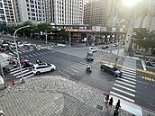 紓解竹市車流！慈雲路上午尖峰號誌調整　埔頂路、埔頂二路等候時間減少60秒