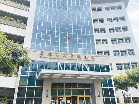 
針對外界質疑大同醫院經營權換手「黑箱」，高市衛生局發聲明駁斥，認為高醫企圖混淆誤導非常不可取。（紀爰攝）
