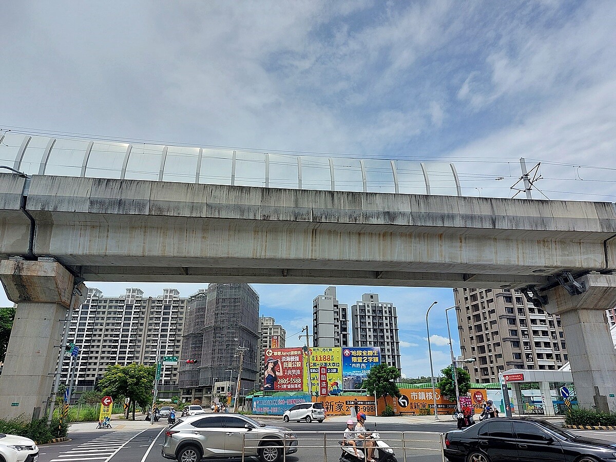 今年1月至7月七都中淨遷入人數前十名的行政區，以新北淡水最殺，淨遷入人口將近3,800人，全國之冠，房市買氣也熱。圖／好房網News記者林和謙／攝