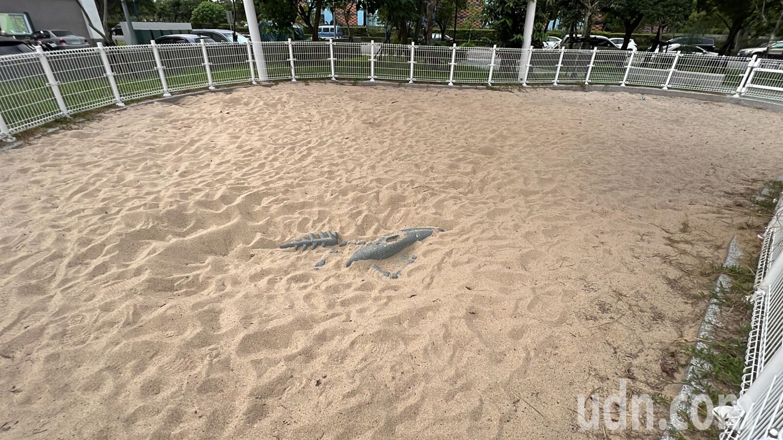 康樂「巨石文化公園」休憩園地將史前館花園、水舞區及迷宮區等區域，重新規畫玉的廣場、鐵的廣場、南島廣場，考古沙坑等，開放給縣內民眾和外地遊客使用。記者尤聰光／攝影 