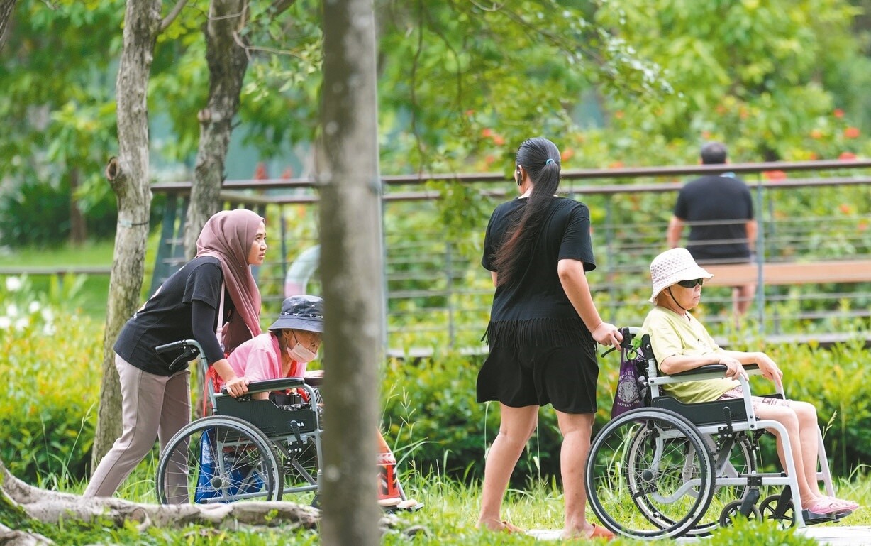 國發會要提出的人口推估結果不斷延後。目前台灣人口老化嚴重，將成為未來台灣的沉重負擔。圖為示意圖。
圖/ 本報資料照片

【作者：須冠達，日期：2024-07-08，數位典藏序號：20240707233503634】 