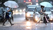 中颱山陀兒恐挾豪大雨　估明晨發布陸警：一路影響至「這天」