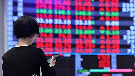 投信法人表示,主動式台股基金具備好「彈」力,建議透過主動式台股基金布局,掌握第四季旺季行情。圖∕本報資料照片