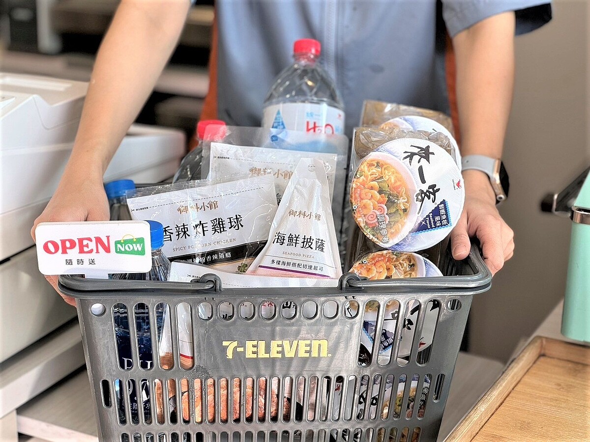 山陀兒颱風接近中，超商備妥防颱物資供就近購買。7-ELEVEN／提供