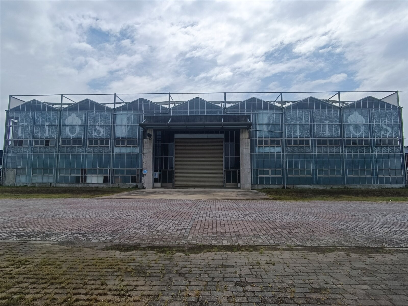 2025台灣國際蘭展與亞太蘭展，明年三月將在農業科技園區管理中心蘭花園區登場，但相關修繕作業牛步化，地方憂心衝擊蘭展。記者謝進盛／攝影 