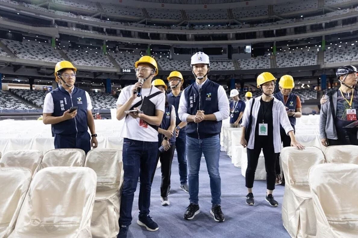山陀兒颱風進逼,台北市長蔣萬安2日到台北大巨蛋視察國慶晚會準備情形。圖/北市府提供