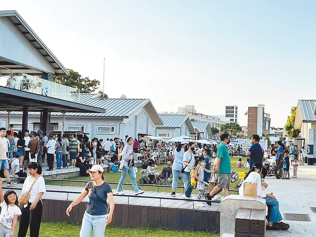 桃園市設有許多藝文場館，因大多處場館屬於文化資產，使用上有限制，但文化局串聯周邊文化場域及舉辦多數活動，今年參訪人數對比去年成長20％。（桃園市文化局提供／姜霏桃園傳真）