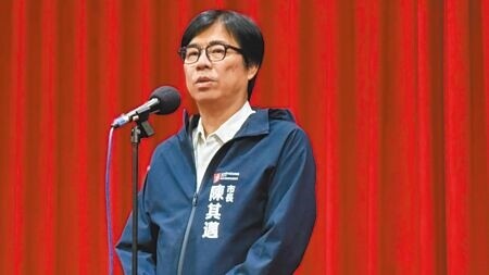 
高雄市長陳其邁8日證實，台積電高雄P3廠10月正式動工，另將擴建P4、P5廠，最近會啟動環評程序。（柯宗緯攝）
