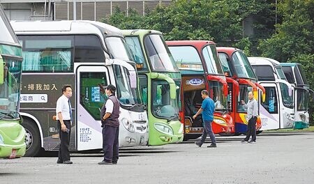 
客運與遊覽車駕駛缺工未解，全台仍缺逾2000人。（本報資料照片）
