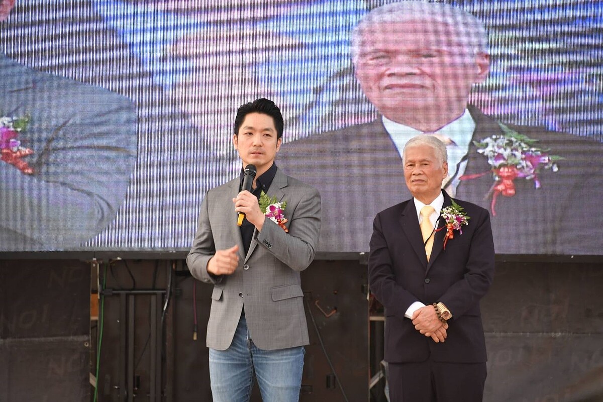 台北市長蔣萬安12日下午出席孝親報天恩萬人洗腳及反毒宣導嘉年華。圖/北市府提供