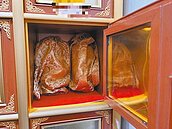 新北納骨塔「1櫃多罐」　比北市貴