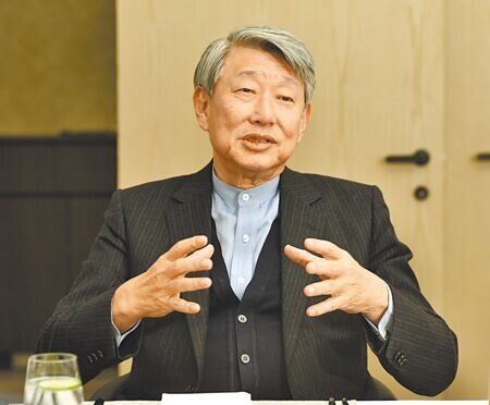 經濟部長郭智輝18日接受本報專訪表示,經濟部正規劃打造AI軟體設計園區,因生活機能便利,擬選定六都為優先設置據點。圖∕顏謙隆