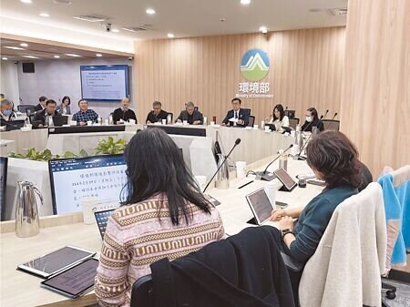 
高雄市政府擇定白埔農場設置88公頃的「白埔產業園區」，19日通過環評大會審查。（蔡佩珈攝）
