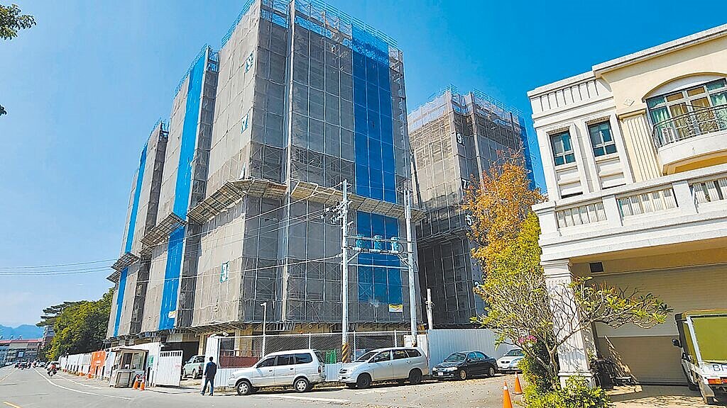 埔里鎮社會住宅「公誠‧安居」預計今年底完工、明年啟用,將是南投縣第1個完工的社宅。(埔里鎮公所提供/楊靜茹南投傳真)