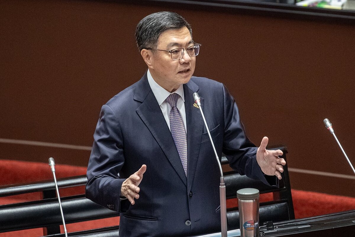 行政院20日通過《民法》「親屬編」部分條文修正草案暨「民法親屬編施行法」第7條之1修正草案,其中新增贍養費相關規定,未來離婚後,贍養費領取人再婚,就不能再向前配偶請求贍養費,不過對於小孩扶養費則不在此限。圖/聯合報系資料照片