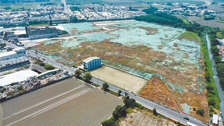 台灣金聯雲林縣北港工業園區以32億元出售,縣議員蔡岳儒20日表示目前園區尚屬甲種工業用地,可引進高汙染工業,希望相關單位盡速變更為汙染性較小乙種工業用地。(本報資料照片)